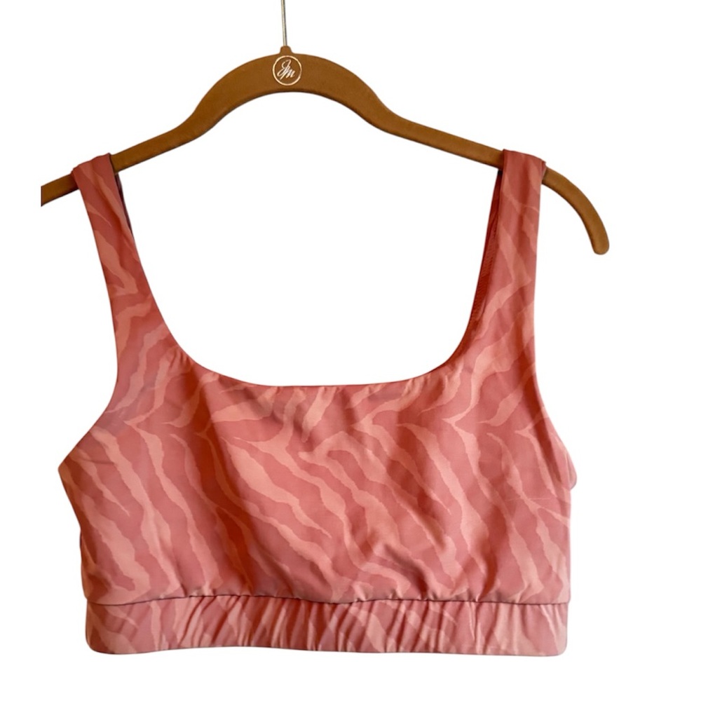 NWT Strut-This Jolie Sports Bra in Mauve Zebra Print Women's sz M